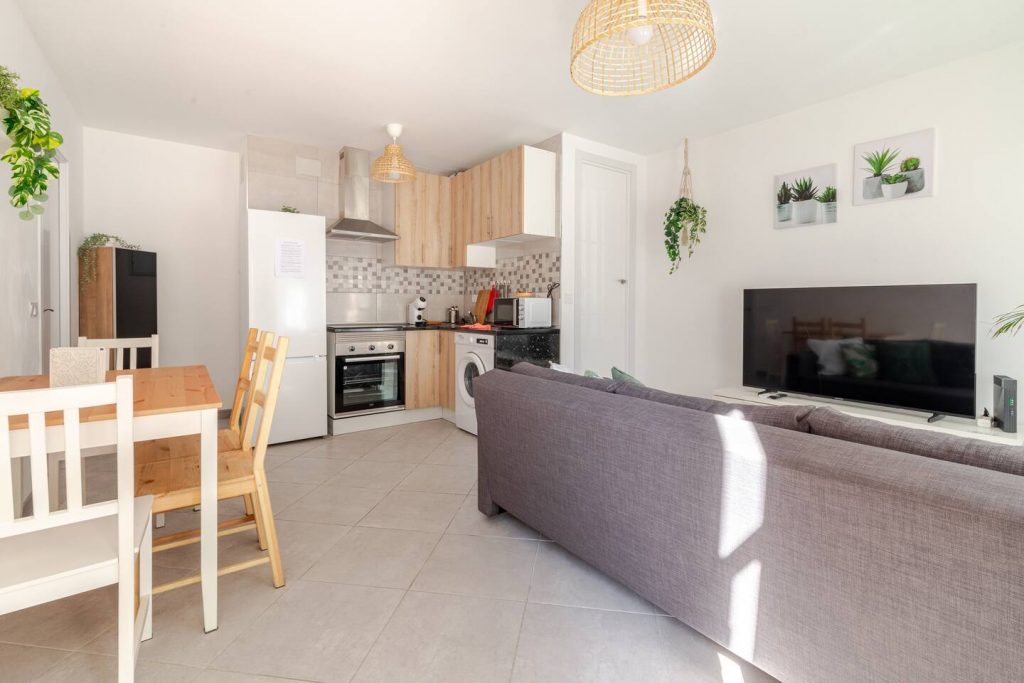 9a9630bb-a4ed-4ce0-b254-38a630153387